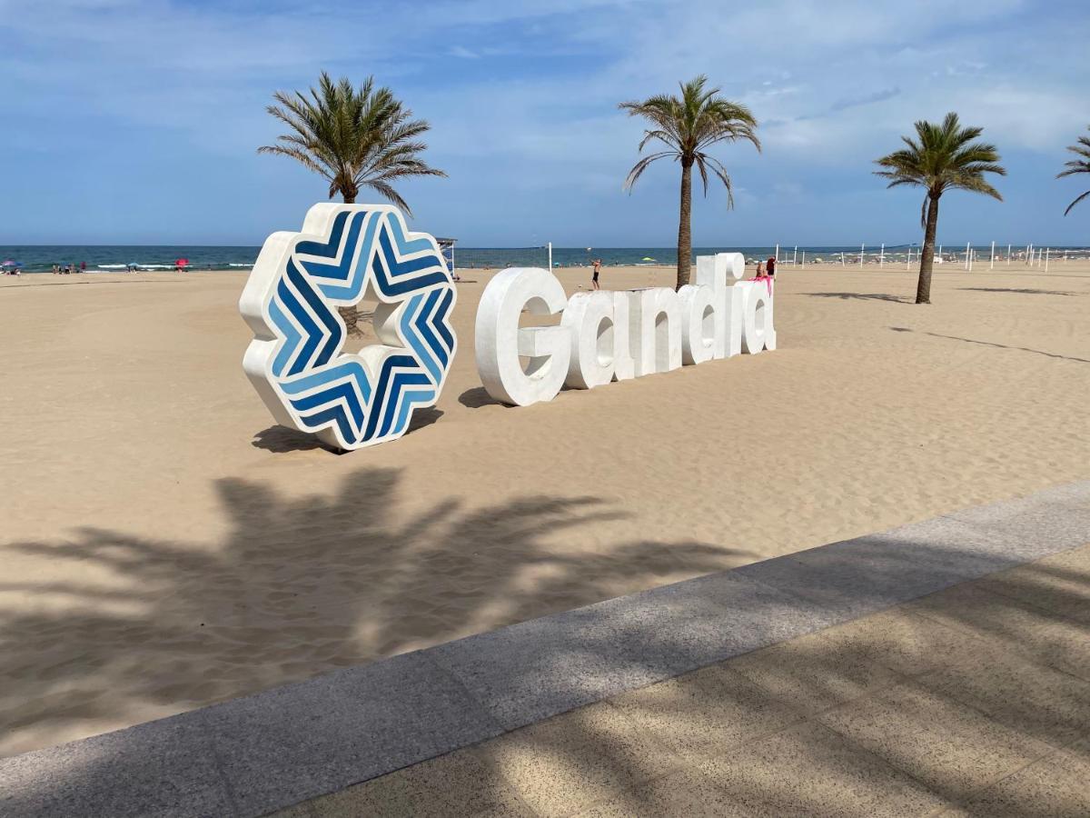 Apartamento En Segunda Linea En Playa De Gandia Eksteriør bilde